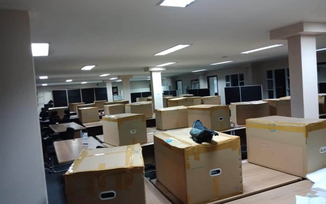 Jasa Pindahan Kantor Jakarta Profesional dan Terpercaya – Zetta Movers